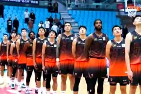 开云登录入口-山东男篮迎CBA常规赛关键赛；赛后刷新队史纪录；话题不断；赛季目标并未改变的简单介绍